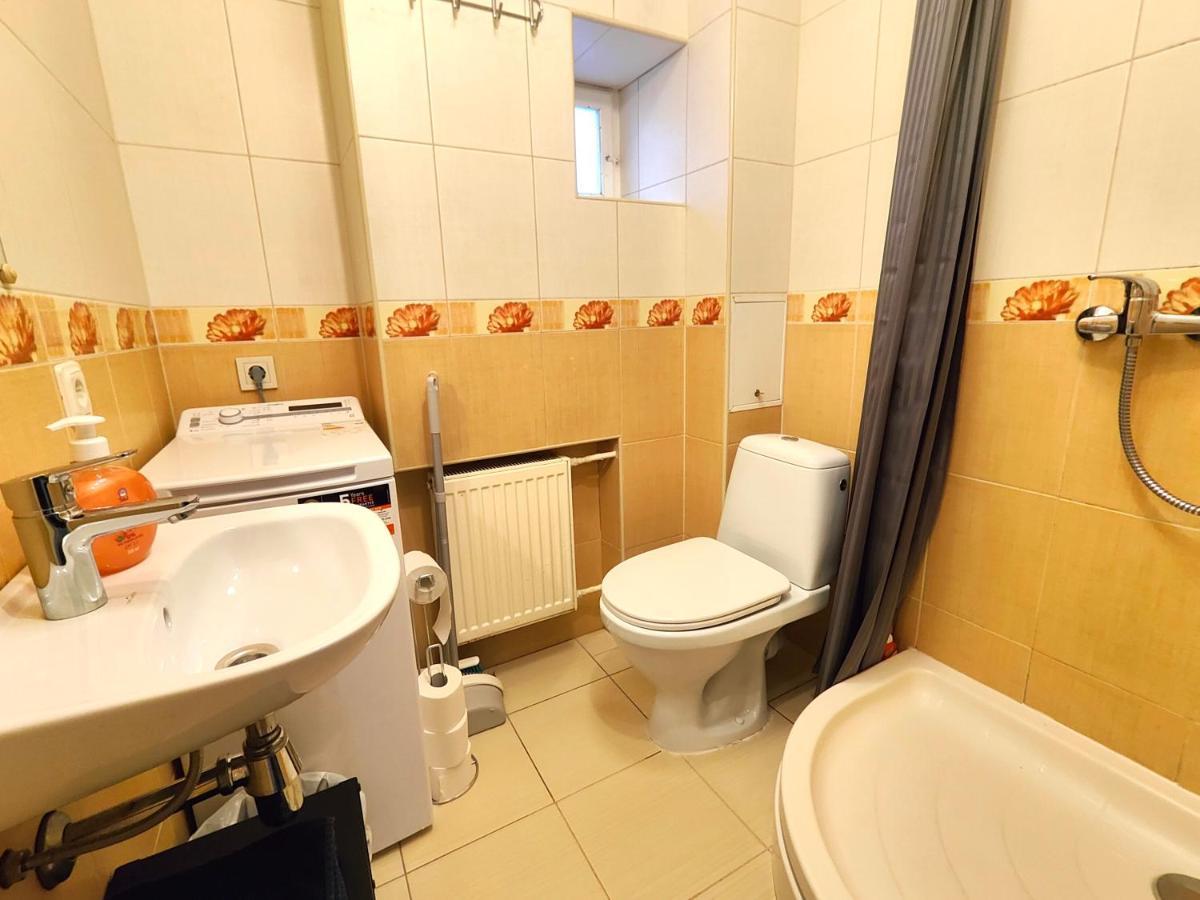 Gleznotaju Old Town Two Bedroom Apartment Riga